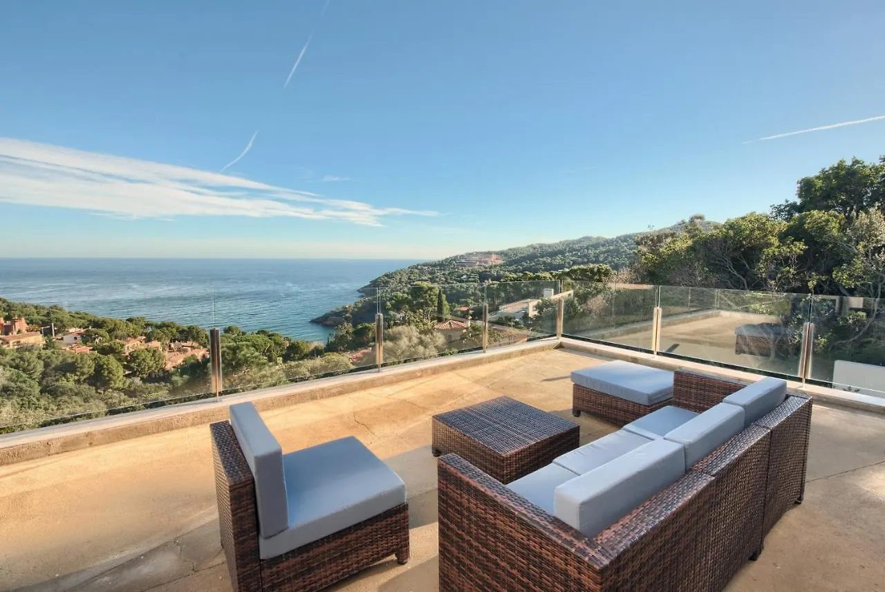 6 Bedroom Villa With Sea Views & Pool In Sa Riera, Begur
